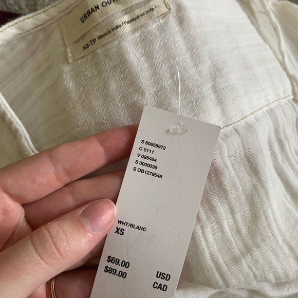 Urban Top - Picture 4 of 4